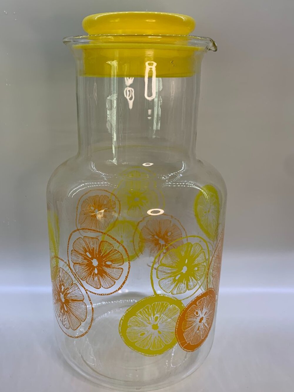 Vintage Pyrex Glass Lemonade Orange Pitcher 2 Qt Citrus Design with Lid
